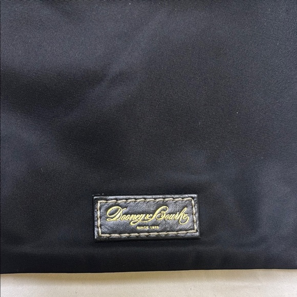 Dooney & Bourke Black Crossbody Bag with Minimalist Design - Picture 5 of 6